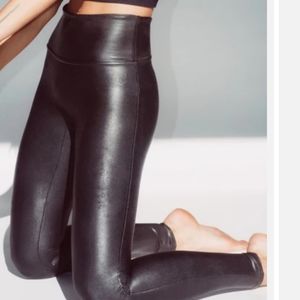 Wilfred free faux leather leggings